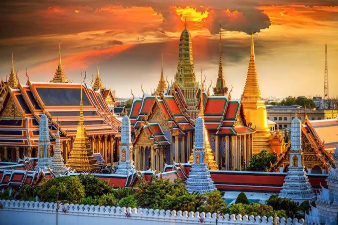 100 Years Building Bangkok Old Town By Seen Hostel Eksteriør billede